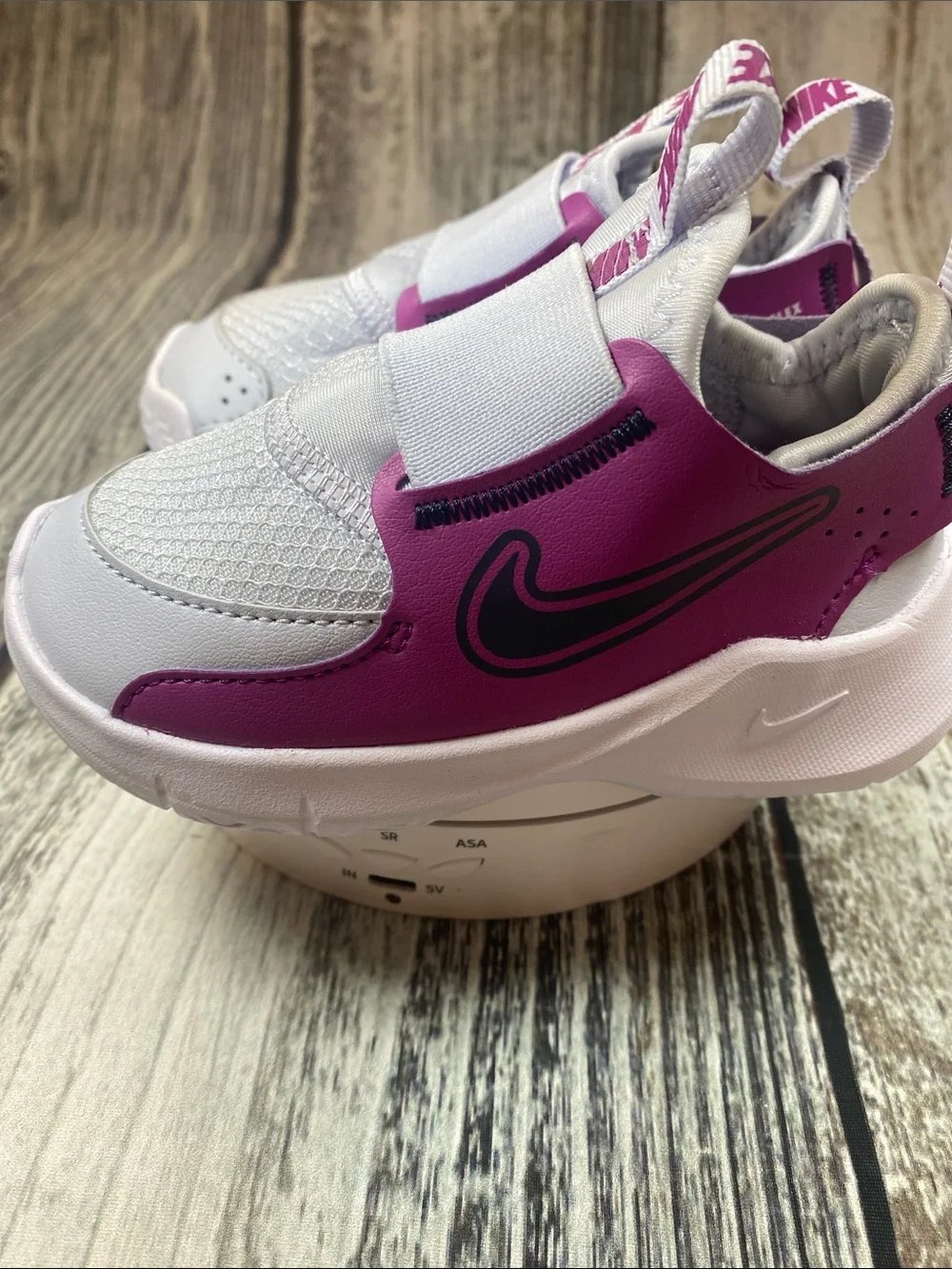 Nike Flex Runner 3 Toddler Shoes White Pink Slip-On Sneakers Size 6C